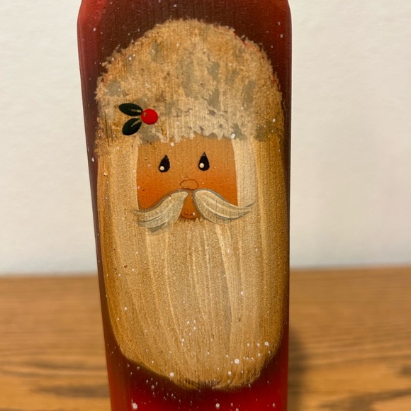 Handpainted Wooden Santa’s - Picture 11 of 13